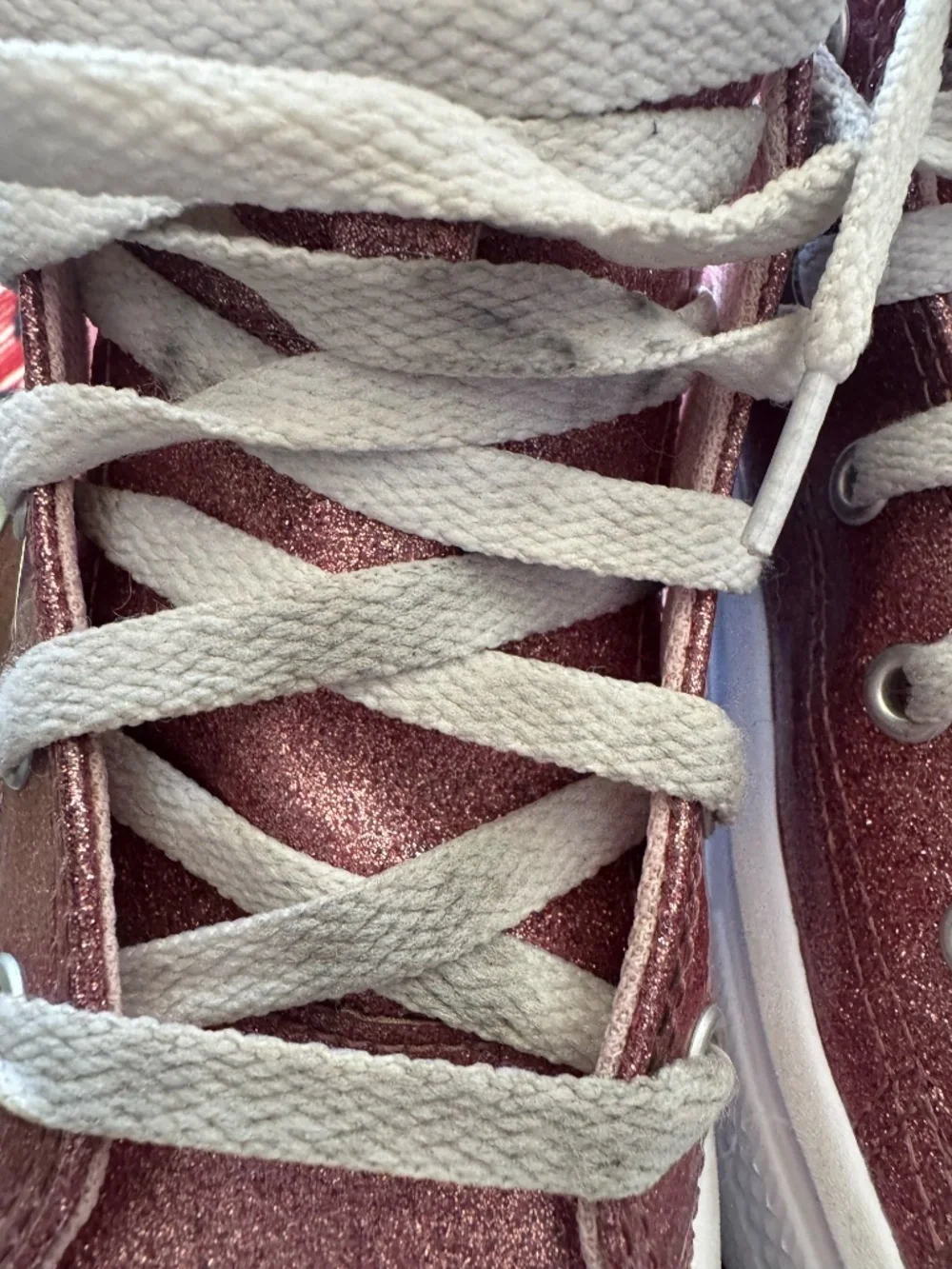 Converse Girls All Star Hightops Size 1, Pink Sparkle Gently Used